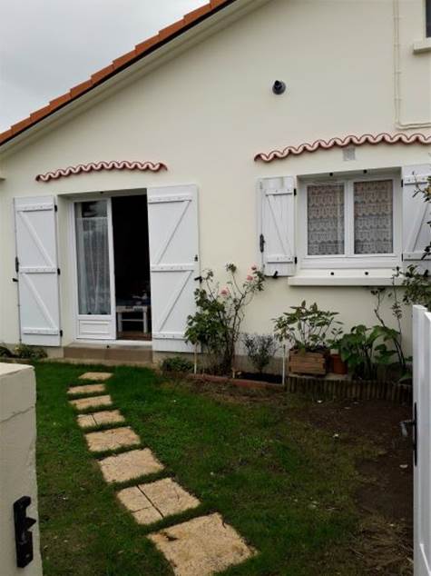 Nadeau-maison-devant Maison devant